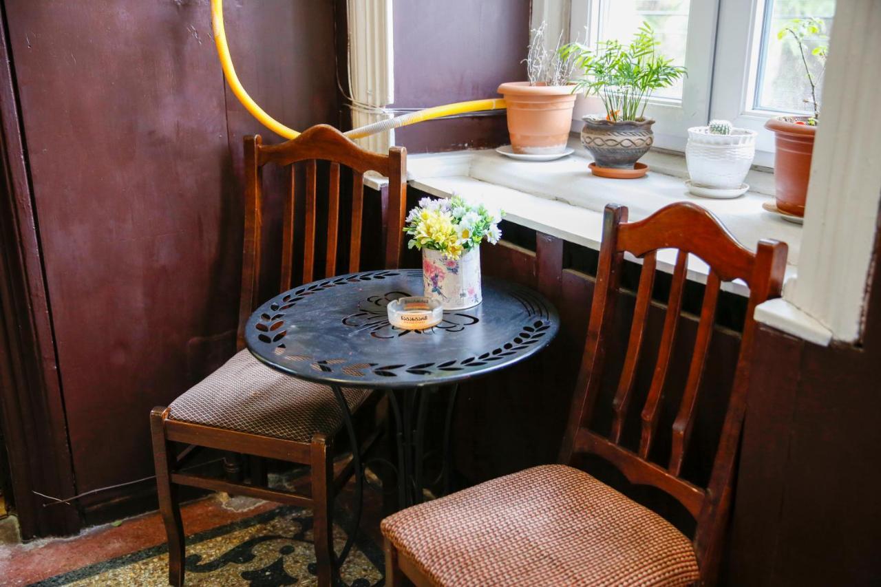 Apartment On Chubinashvili 30 Tbilisi Bagian luar foto