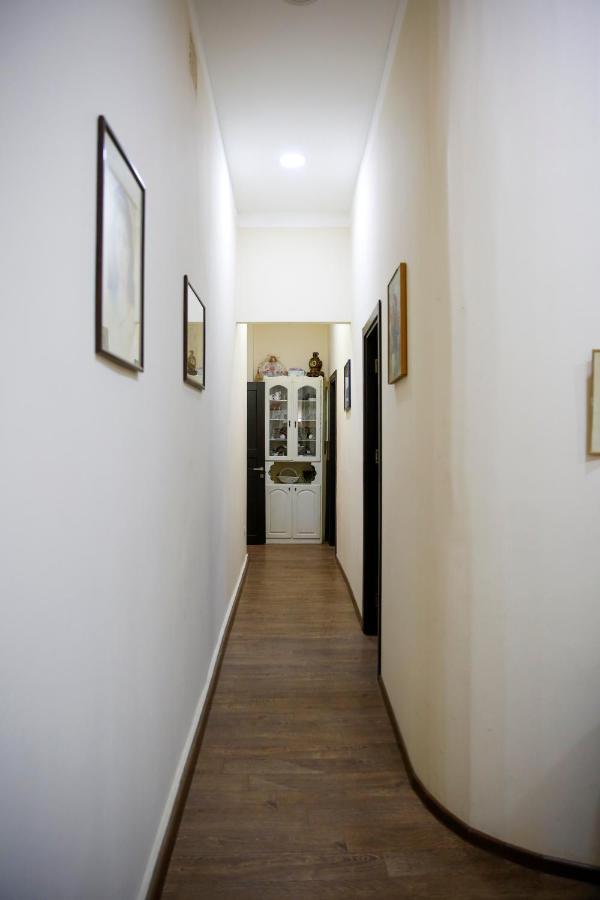Apartment On Chubinashvili 30 Tbilisi Bagian luar foto