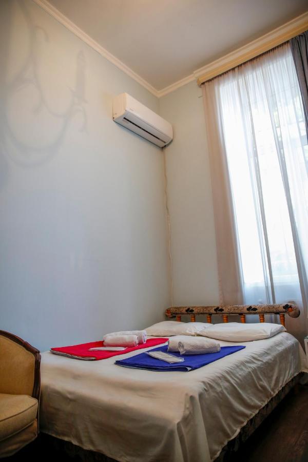 Apartment On Chubinashvili 30 Tbilisi Bagian luar foto
